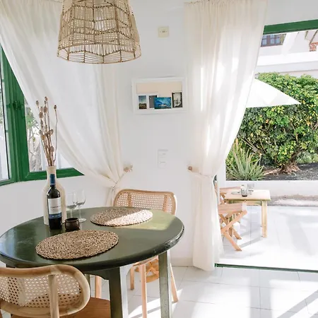 'casa Ola' Relax In Style By The Sea Daire